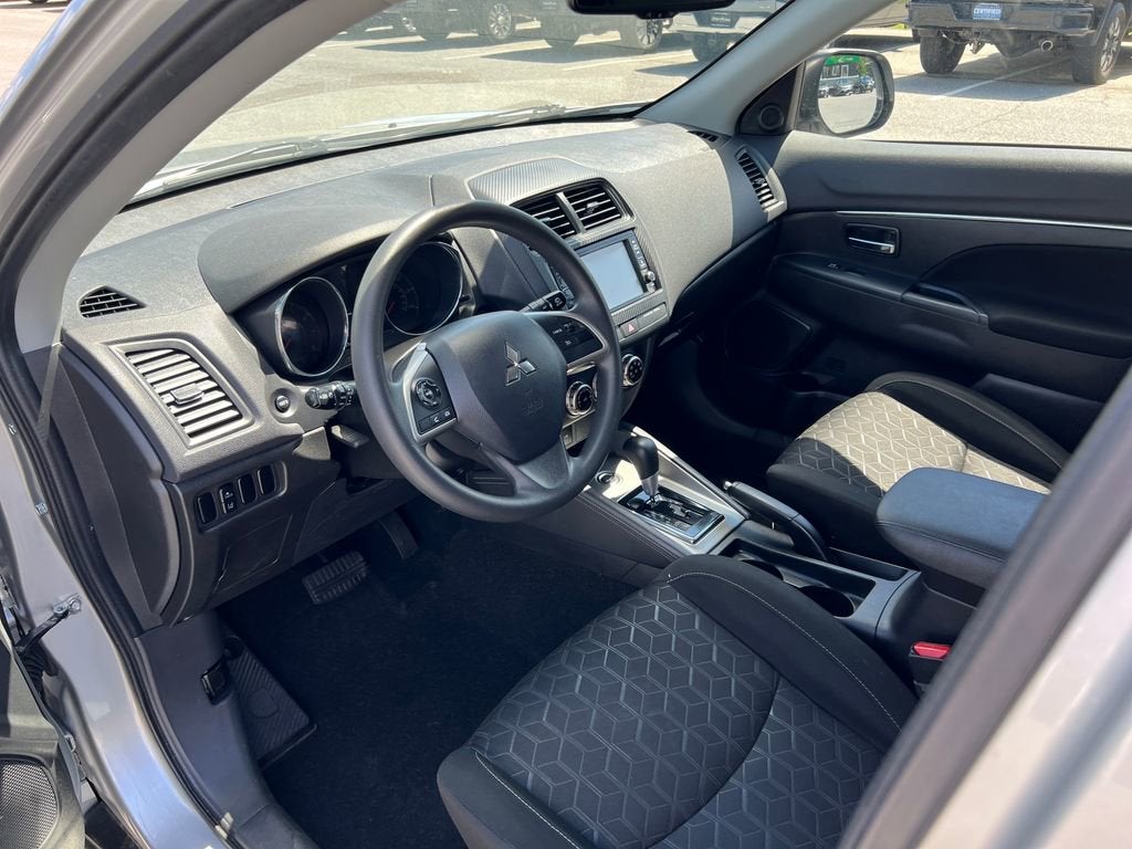 2024 Mitsubishi Outlander Sport S