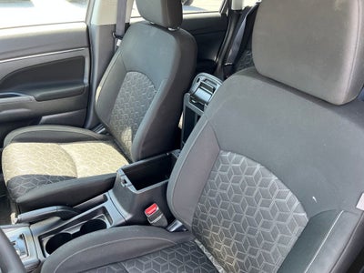 2024 Mitsubishi Outlander Sport S