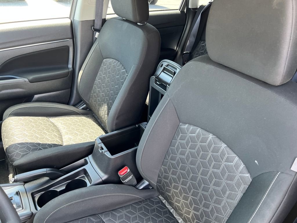 2024 Mitsubishi Outlander Sport S