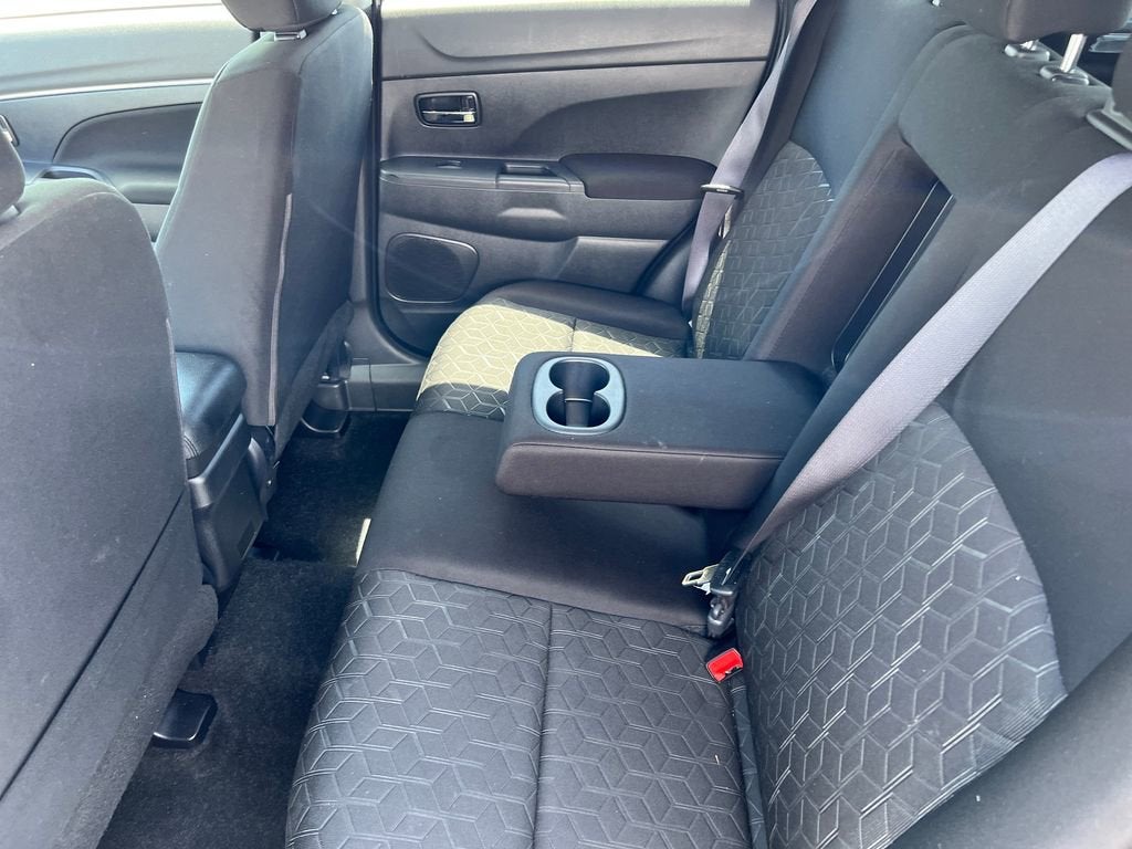 2024 Mitsubishi Outlander Sport S