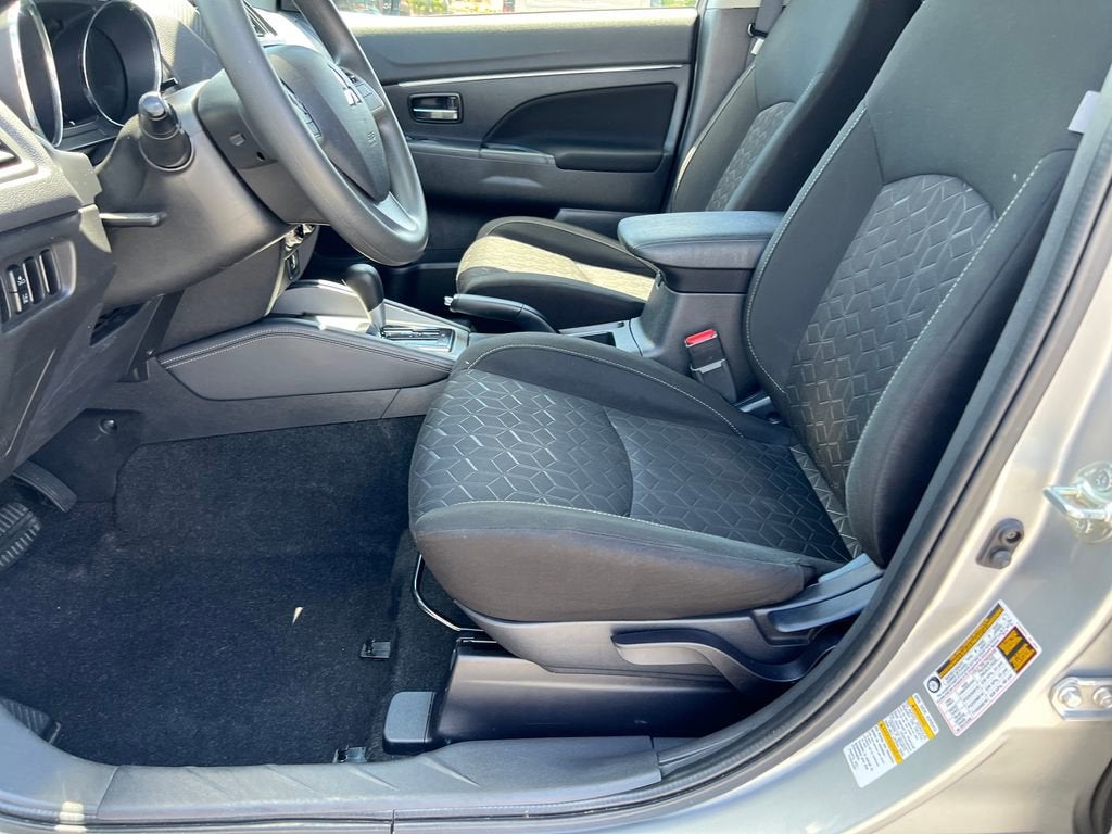 2024 Mitsubishi Outlander Sport S