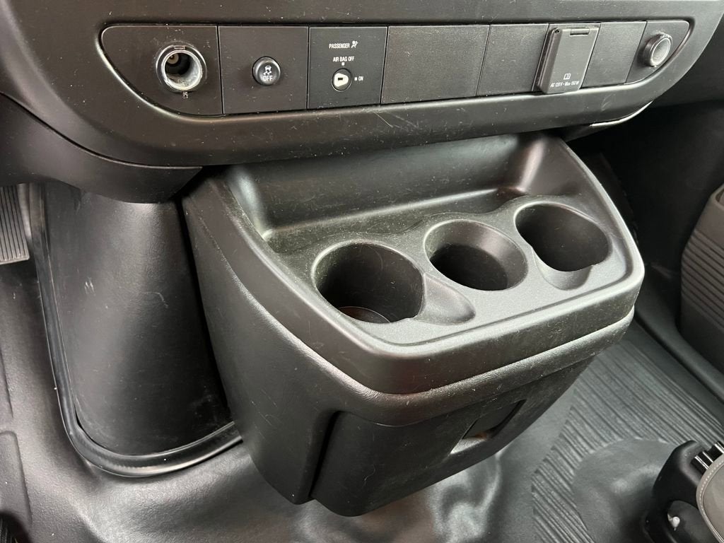 2024 Chevrolet Express Cargo 2500 WT