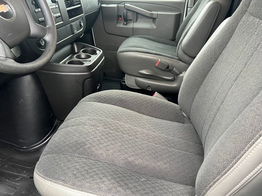 2024 Chevrolet Express Cargo 2500 WT