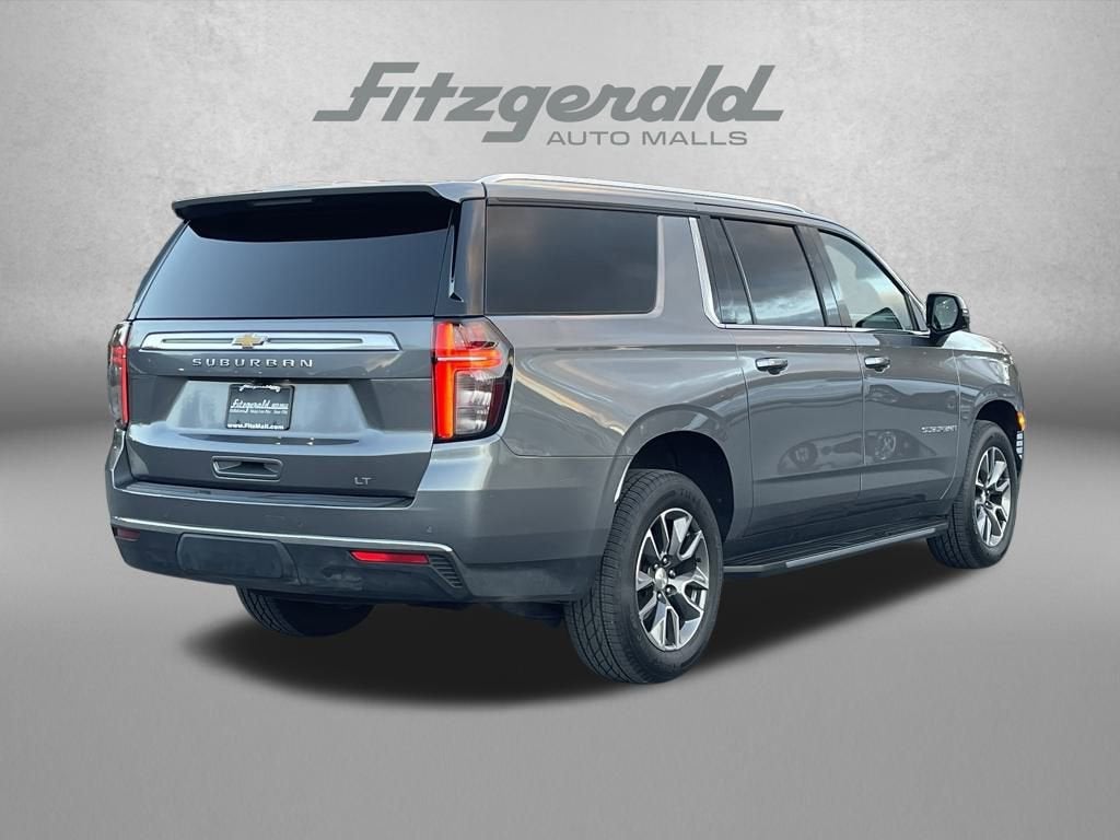 2022 Chevrolet Suburban LT