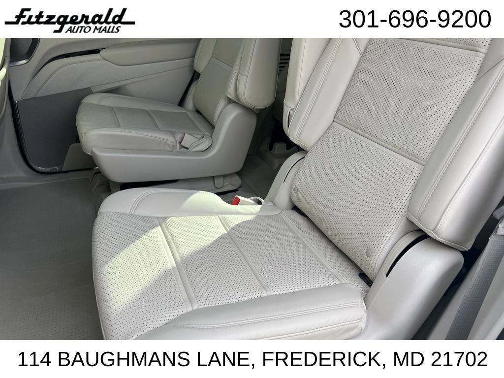 2022 Cadillac Escalade Premium Luxury Platinum