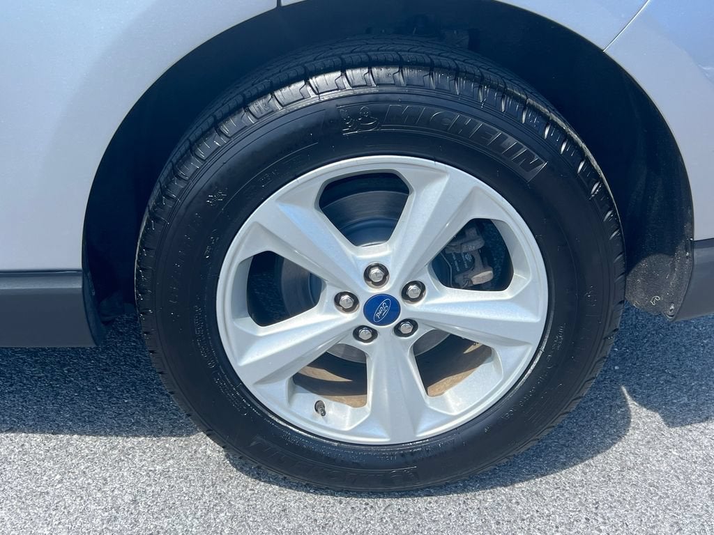2020 Ford Edge SE