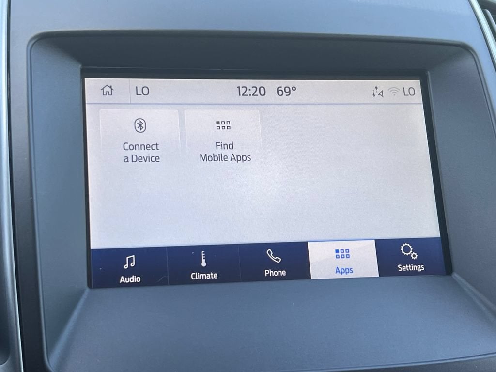 2020 Ford Edge SE