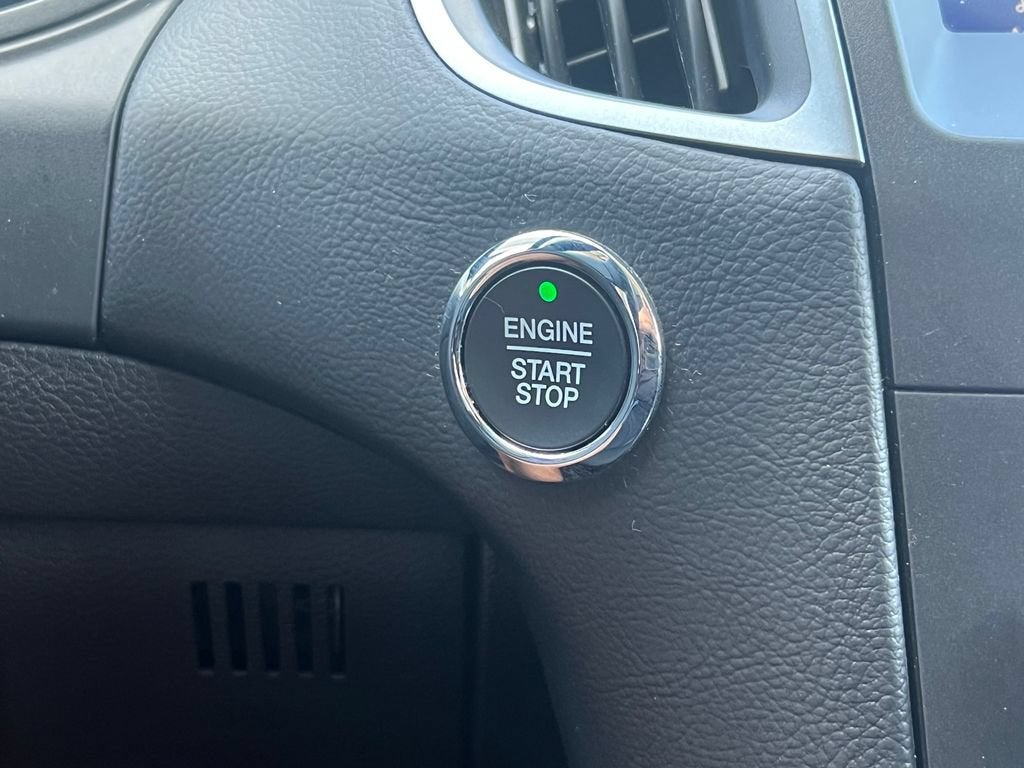 2020 Ford Edge SE
