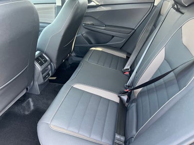 2024 Volkswagen Taos SEL