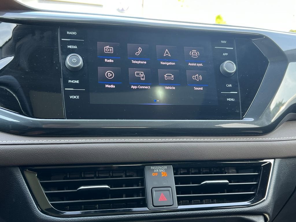 2024 Volkswagen Taos SEL