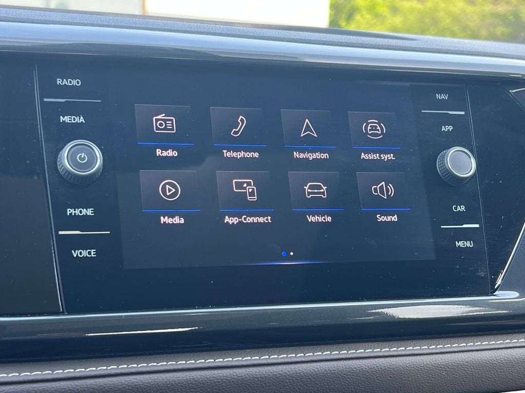2024 Volkswagen Taos SEL