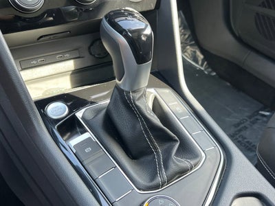 2024 Volkswagen Taos SEL