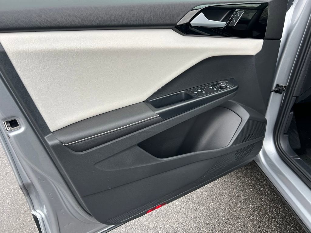 2025 Volkswagen Taos S