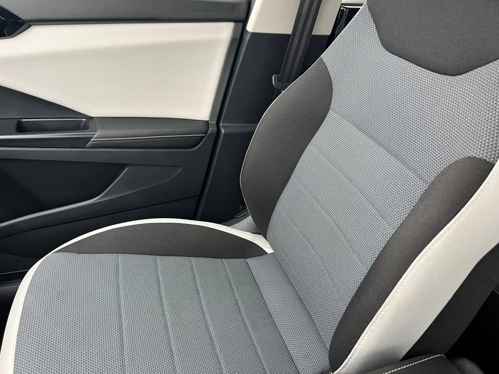 2025 Volkswagen Taos S