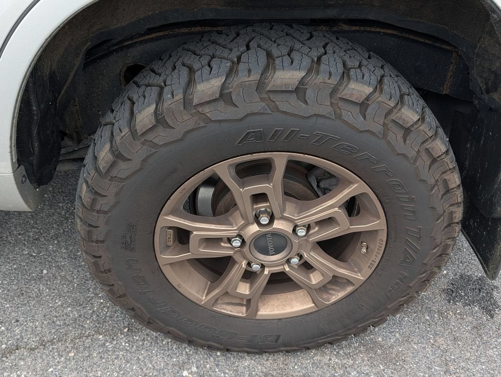 2021 Toyota Land Cruiser HERITAGE EDITIO