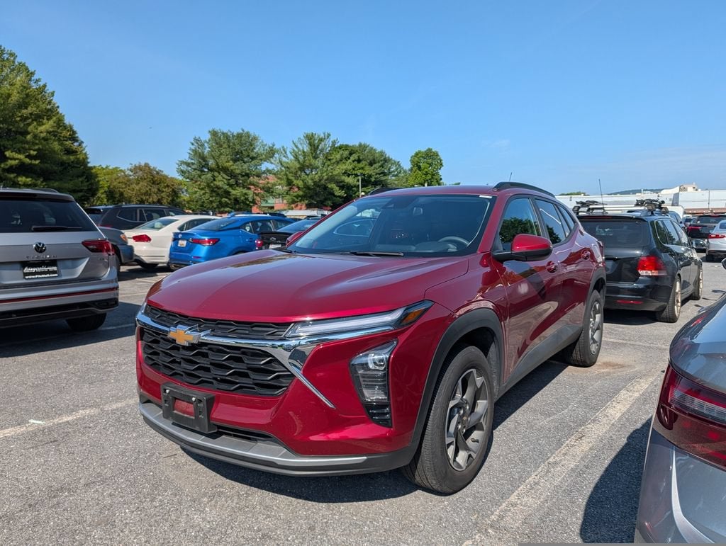 2025 Chevrolet Trax LT