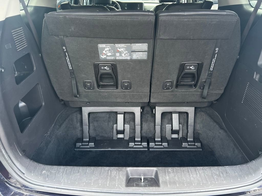 2024 Kia Carnival LX