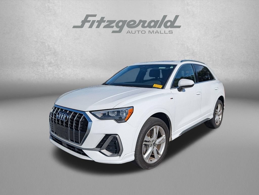 2021 Audi Q3 S line Premium