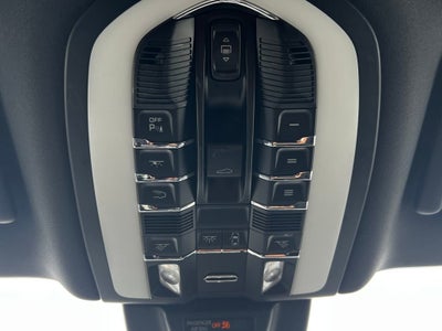 2020 Porsche Macan 4DR AWD