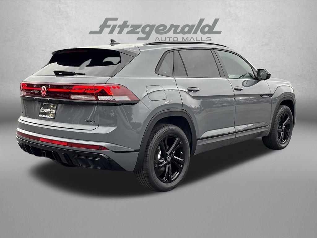 2026 Volkswagen Atlas Cross Sport 2.0T SEL R-Line Black