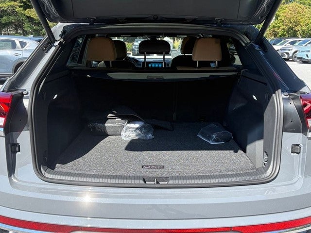 2026 Volkswagen Atlas Cross Sport 2.0T SEL