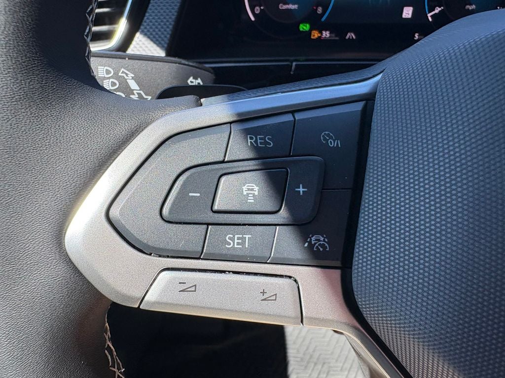 2026 Volkswagen Atlas Cross Sport 2.0T SEL