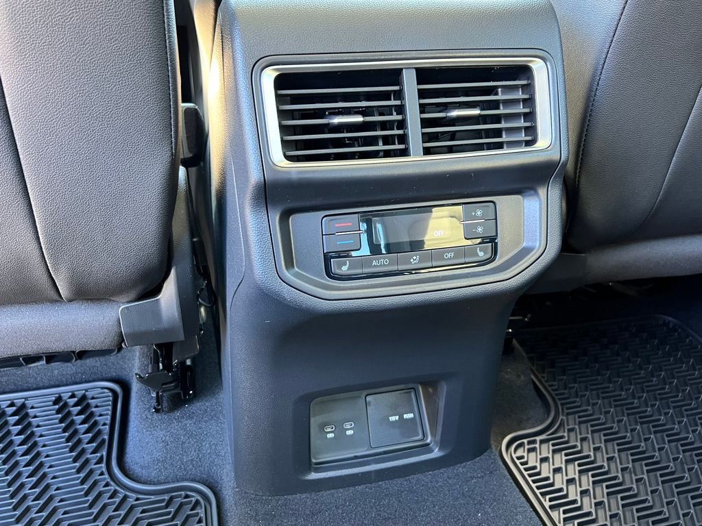 2026 Volkswagen Atlas 2.0T SEL