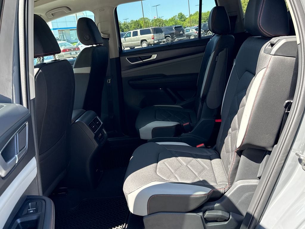 2026 Volkswagen Atlas 2.0T Peak Edition