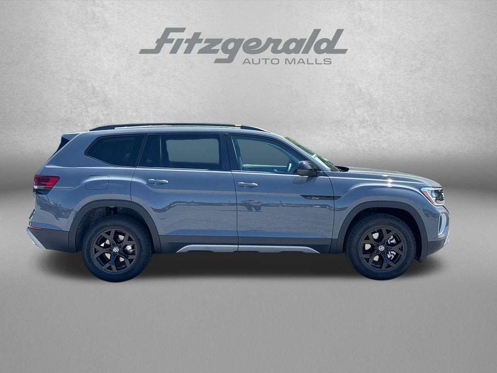 2026 Volkswagen Atlas 2.0T Peak Edition