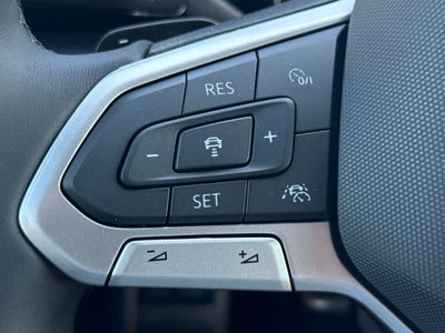 2026 Volkswagen Atlas Cross Sport 2.0T SEL Premium R-Line