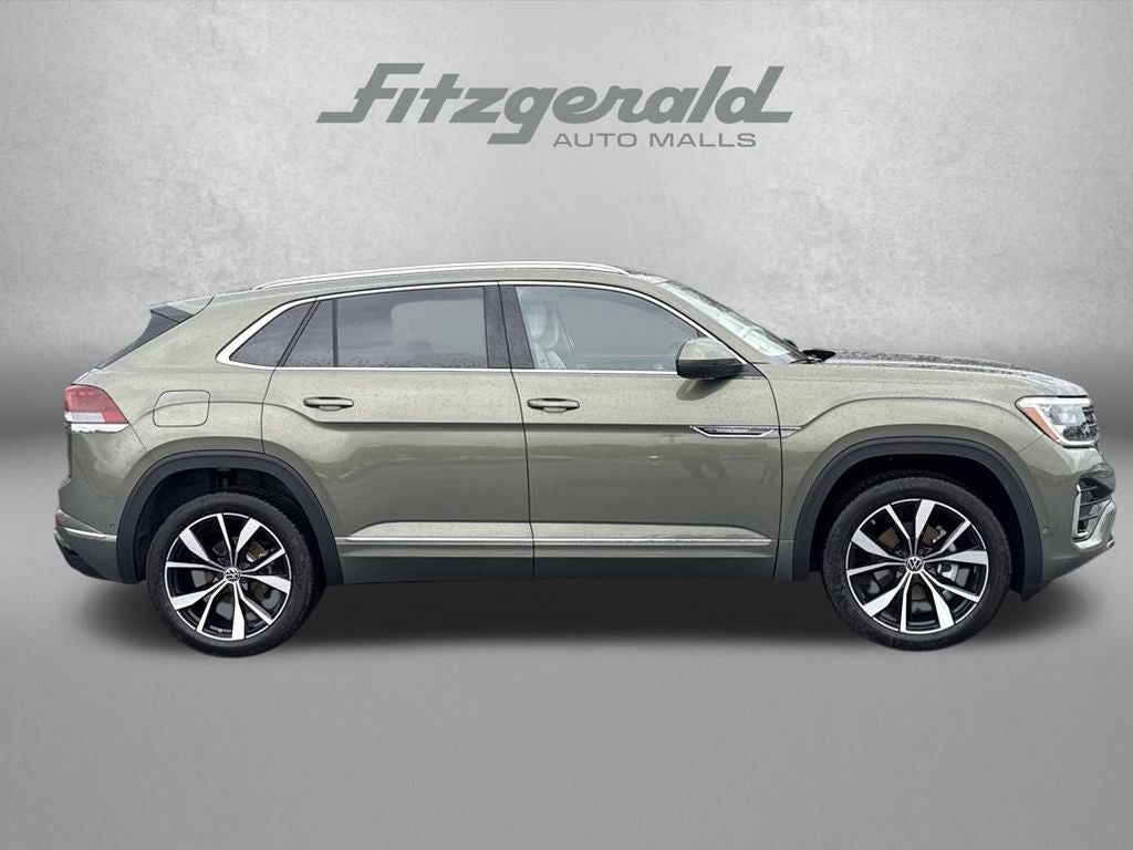 2026 Volkswagen Atlas Cross Sport 2.0T SEL Premium R-Line
