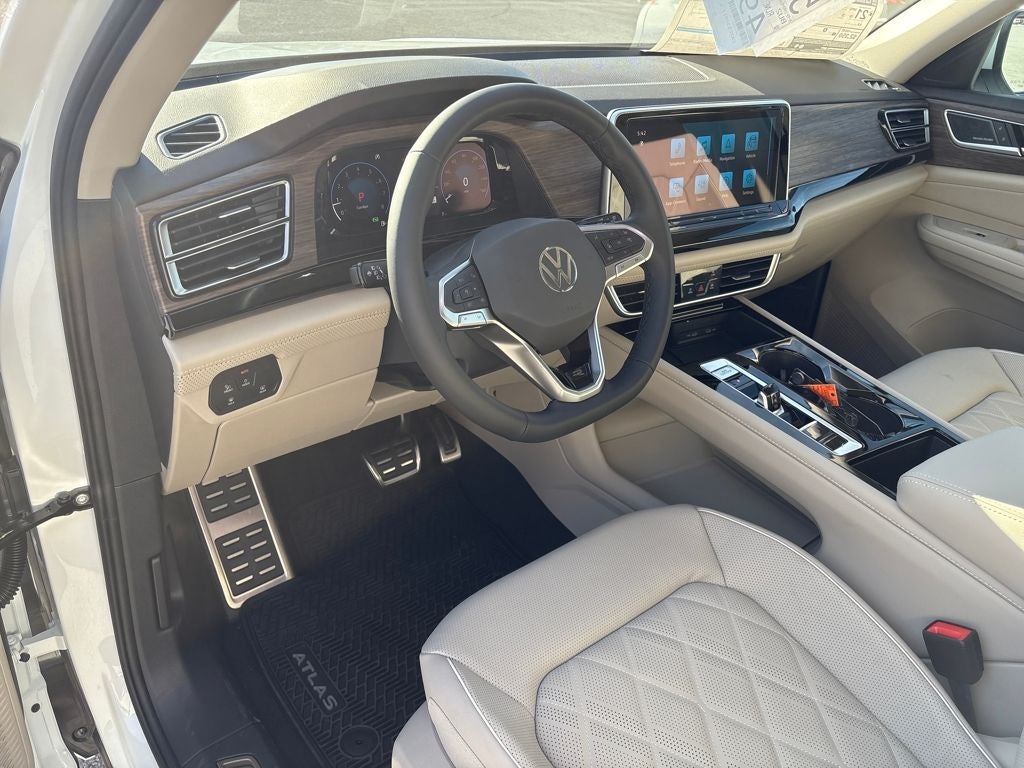 2026 Volkswagen Atlas 2.0T SEL Premium R-Line