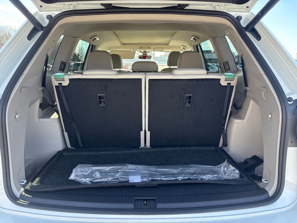 2026 Volkswagen Atlas 2.0T SEL Premium R-Line