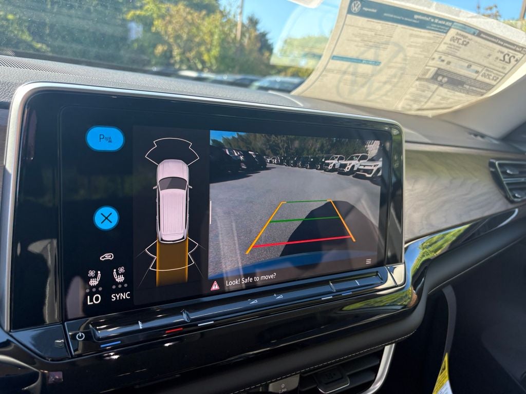 2026 Volkswagen Atlas 2.0T SE w/ Technology