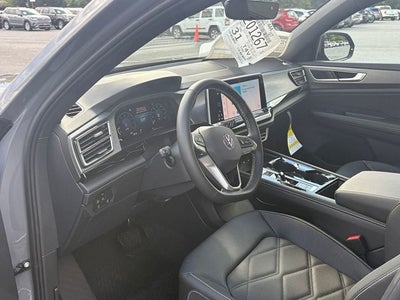 2026 Volkswagen Atlas Cross Sport 2.0T SE w/Technology