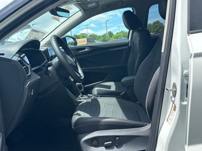 2026 Volkswagen Taos 1.5T SE Black