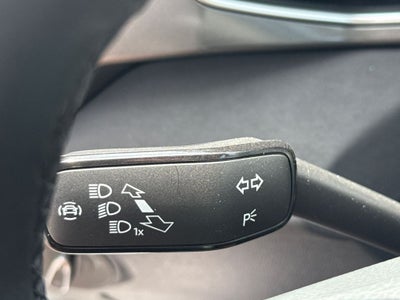 2026 Volkswagen Taos 1.5T SE Black