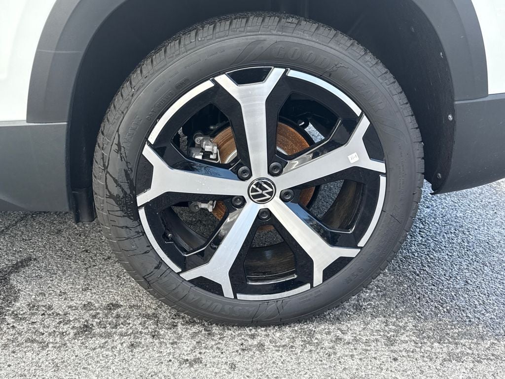 2026 Volkswagen Taos 1.5T SEL