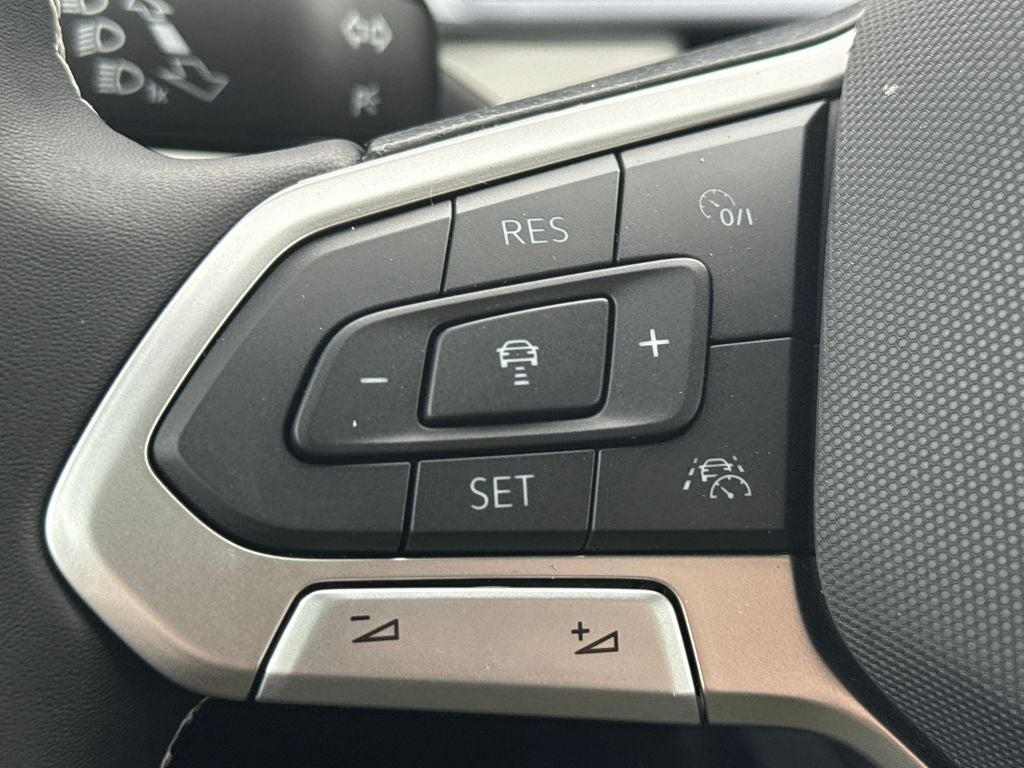 2026 Volkswagen Taos 1.5T SEL