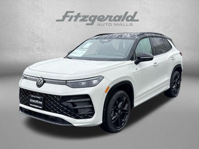 2026 Volkswagen Tiguan 2.0T SE R-Line Black