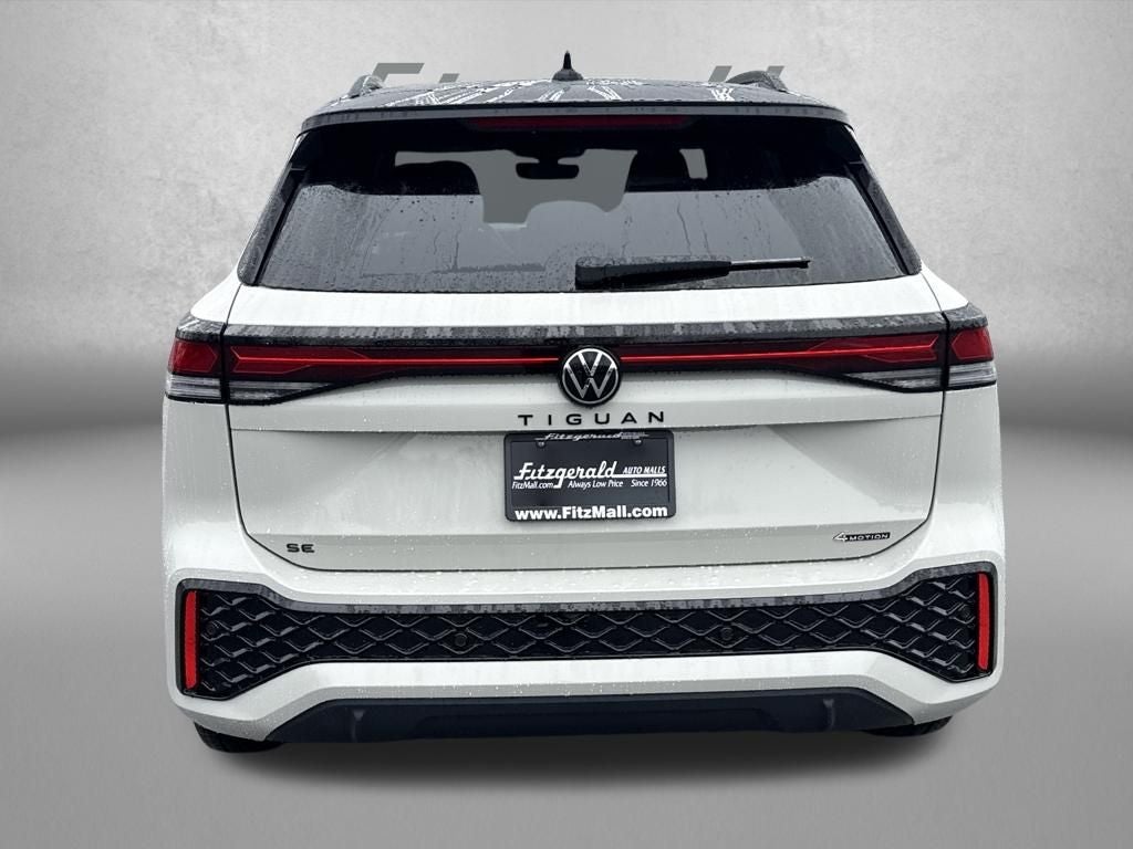 2026 Volkswagen Tiguan 2.0T SE R-Line Black