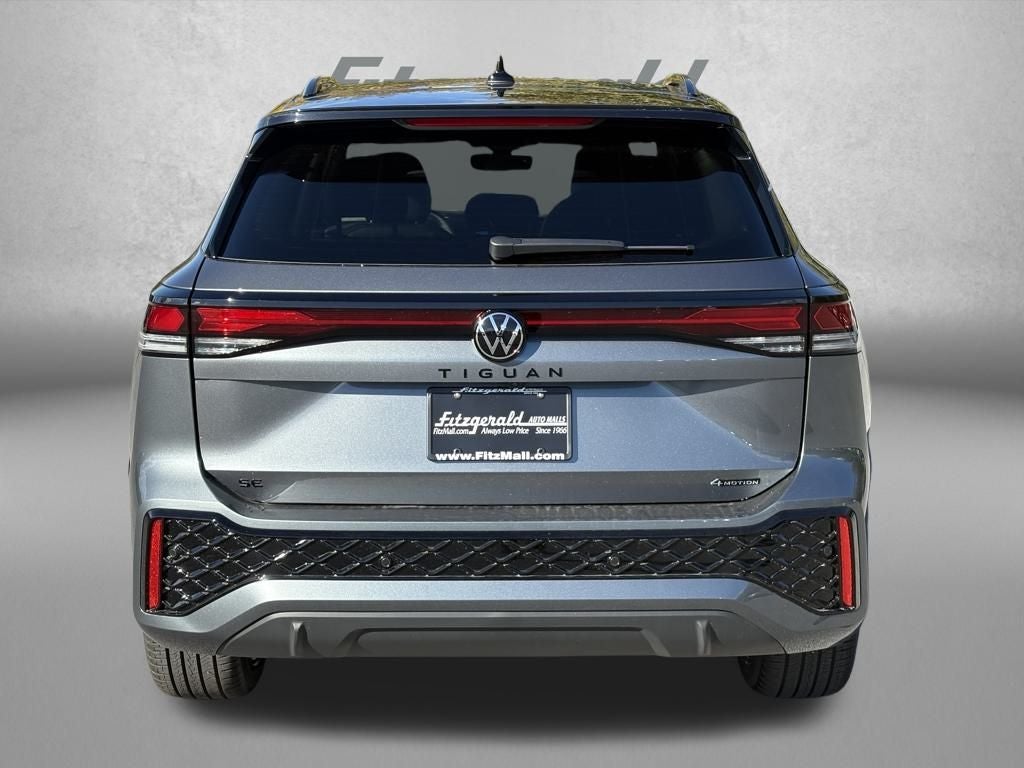 2026 Volkswagen Tiguan 2.0T SE R-Line Black