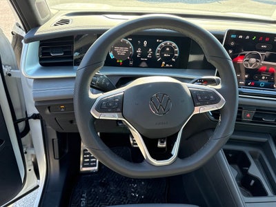 2026 Volkswagen Tiguan 2.0T SE R-Line Black