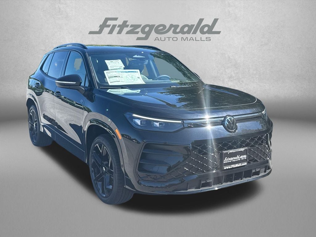 2026 Volkswagen Tiguan 2.0T SE R-Line Black