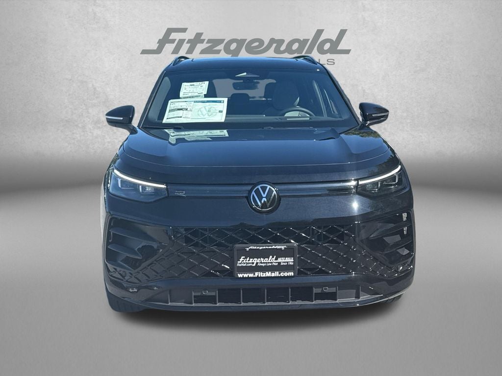 2026 Volkswagen Tiguan 2.0T SE R-Line Black