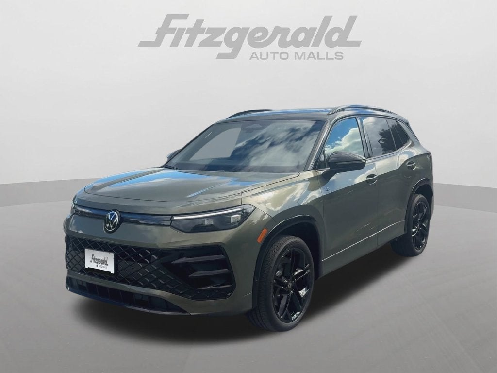 2026 Volkswagen Tiguan SE R-Line Black