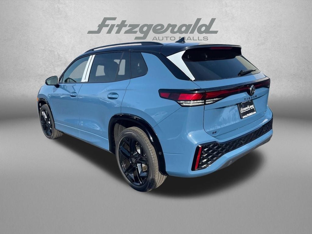 2026 Volkswagen Tiguan 2.0T SE R-Line Black