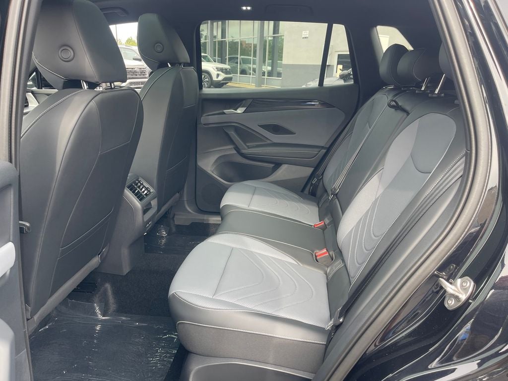 2025 Volkswagen Tiguan 2.0T SE R-Line Black