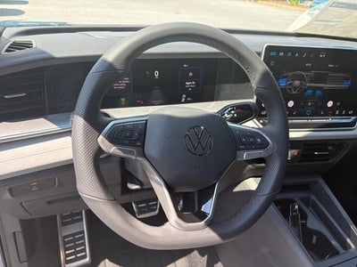 2025 Volkswagen Tiguan 2.0T SE R-Line Black