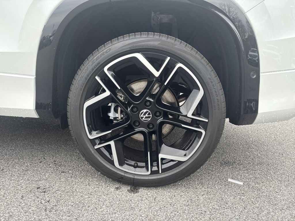 2026 Volkswagen Tiguan 2.0T SEL